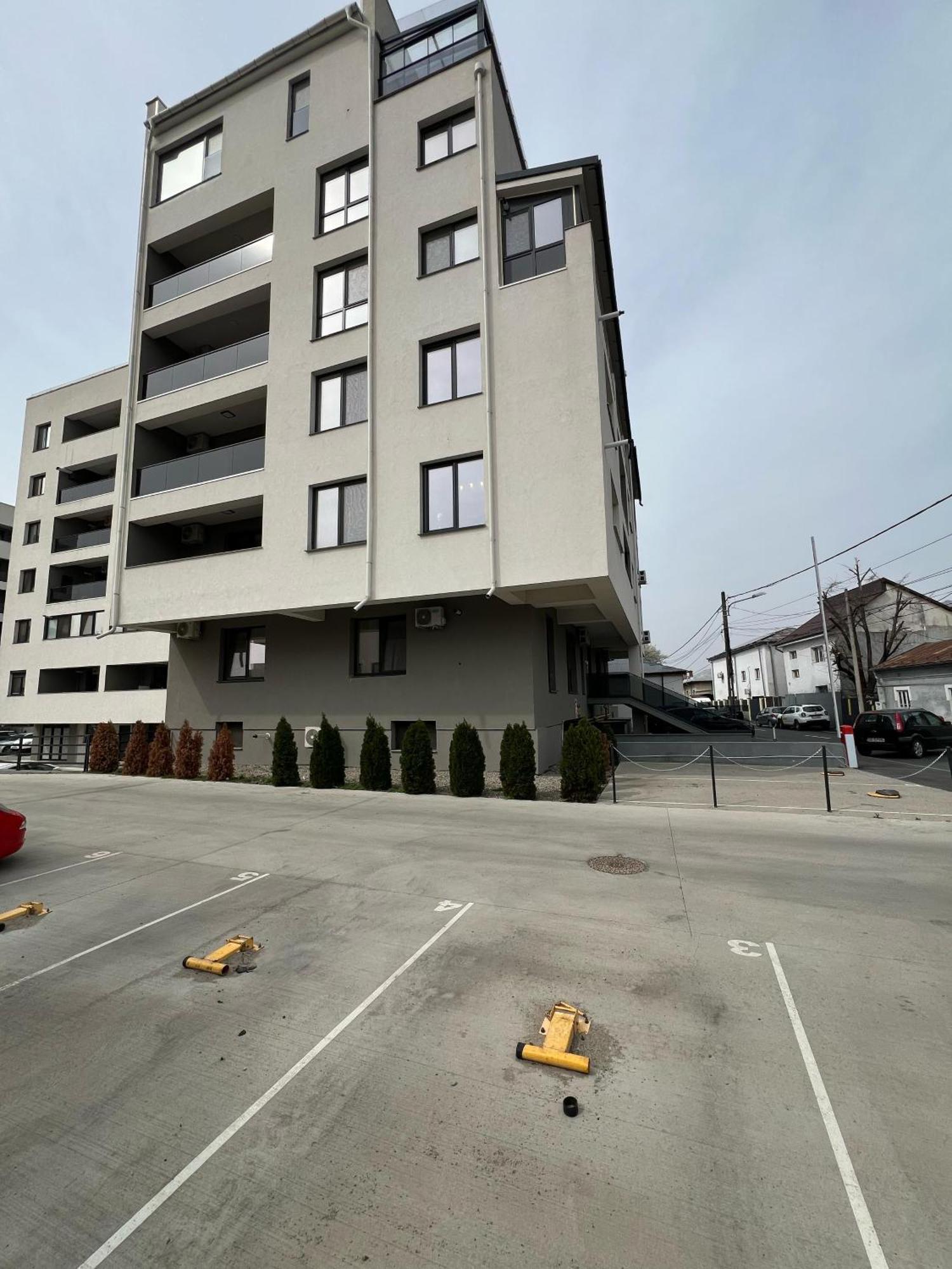 Garsoniera Zona Stadion Apartment Craiova
